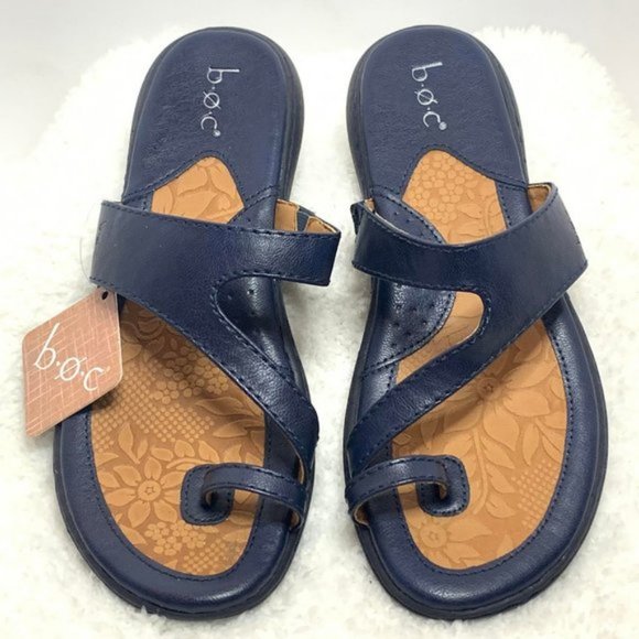 b.o.c. Shoes - NWT - B.O.C Women's Flip-Flop Sandals (Size: 7)